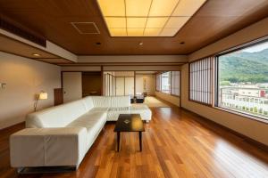 日光 Kinugawa Hotel Mikazuki 4星级 住宿 套房