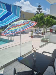 Leonidas Studios & Apartments