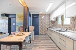 Daebudo sunshine kids poolvilla