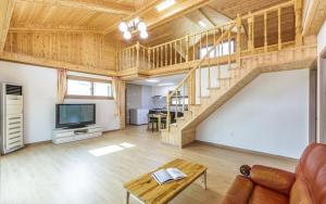 Hongcheon Oz Pension