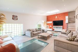 Appartements Le Loft Majestueux - Loft de 250 m² avec parking : photos des chambres