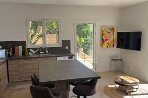 De la mer aux citronniers