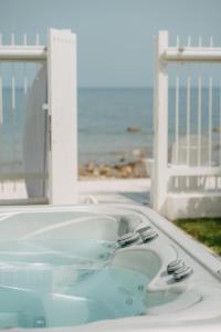 Natoli Beach House & Villas - Villa Floriana