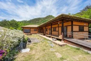Yangyang Pension Sanjeok - Yeongyang