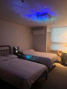 30sec to Hapjeong St Hotel style twin