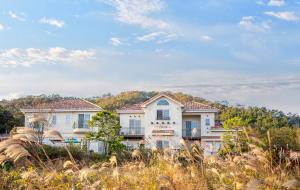 Buan Flaura Pension - Ubytování bez kategorie ve městě Puan