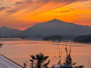 Bito Sunsetforest Glamping