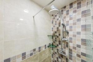 Yeoncheon Healing With Dog