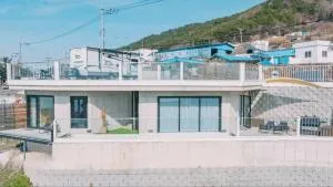 Namhae Staydan Pool Villa - Gwangyang