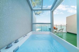 Geoje Theview Kids Poolvilla