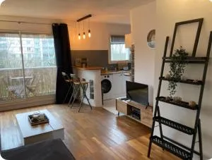 Appartement Fresnes - Френ