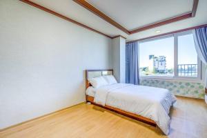 Yangyang Hajodae Condotel