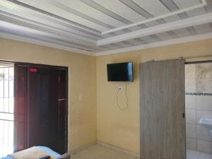 Whizzy lifestyle lodge