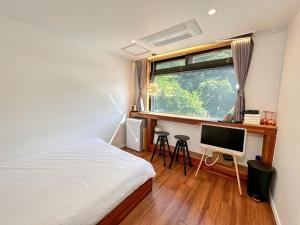 Sokcho Floating Whale Seorak Dojeok Waterfall Stay