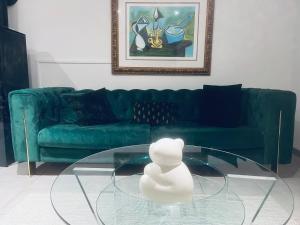 Chic and Peaceful apartment Roissy Charles de Gaulle Airport 15mins-Parc des Expositions Villepinte 10mins- Disneyland 30mins