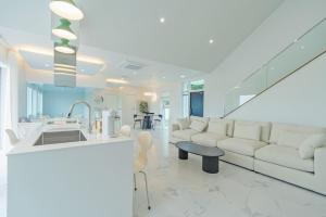 Private Gangneung Pool Villa