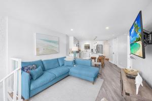 Cabana-style condo in Anglers Cove with pools and spas