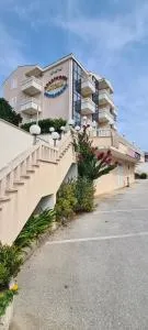 Aparthotel Astoria - Donji Seget