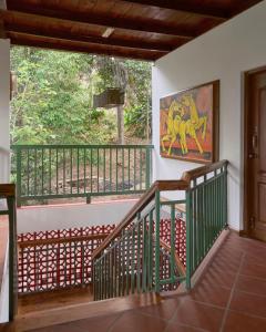 Curly wood by Cluster cloud