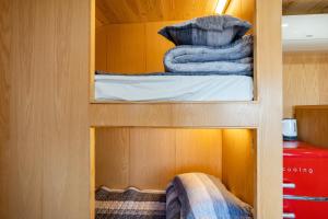 Road96 Caravan and Poolvilla