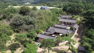 Hamyang Namgye Ilodang Hanok Stay