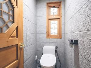 Gyeongju Ojae Hanok Pool Villa