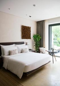 Treeline Urban Resort