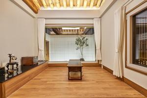 Gyeongju Madang Hanok