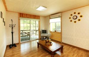 Cheongju Okhwadaestory Pension