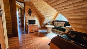 Bukowiański Dworek 40 m od wyciągu