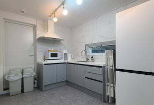 Jeonju Pungnam Yangok