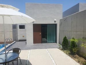 Gochang Oroshi Pool Villa