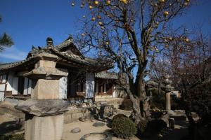 Gyeongju Stone Lantern Home Hanok Stay