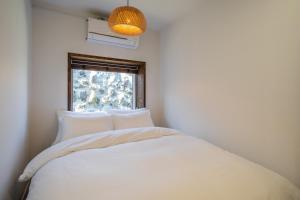 Jeju Sagyaeoreum Dockchae