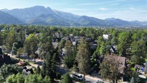Tatry Mountain Apartment by BookingHost