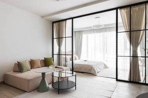 Studio apartment MeDoRe Tower