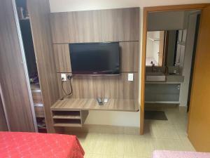 Apartamento confortável em caldas novas com espaço aquático, 6 piscinas , 3 hidromassagem , Bar e Restaurante , Sauna , espaço kids