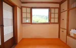 Seocheon Munmun Traditional Hotel