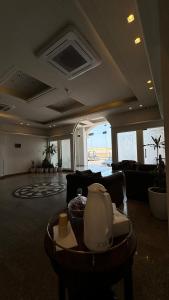 Gulf Crown Hotel Apartment