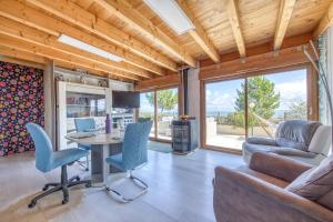 Chalet Les Pieds Dans Leau