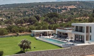 Gavras Exclusive Villas, with Infinity Pools, Spa Whirlpools & SeaViews, By ThinkVilla