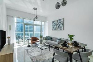 ShoresInn - Mesmerizing Waterfront in Dubai Marina