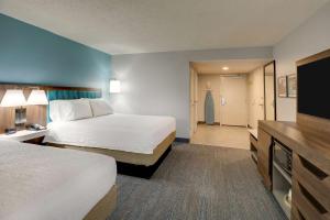 Room with Two Queen Beds - Non-Smoking room in Hampton Inn Lebanon