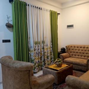 ALEXANDRA HOME for foreign tourists only