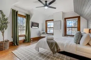 Noble Summit BBQ & Fire Pit & Scenic Views - Pikeview