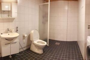 Downtown minimalist apartment with balcony 59m2