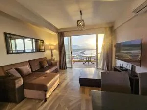 Beachfront Penthouse with beautiful view in North Cyprus - Ayios Nikolaos