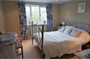 Holiday Let or B&B in Child Okeford, United Kingdom