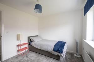 Cosy 3 Bed Near Beaches, Cardiff & Brecon Beacons