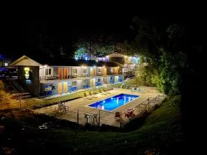 The Wanderoo Lodge - Eagle Rock